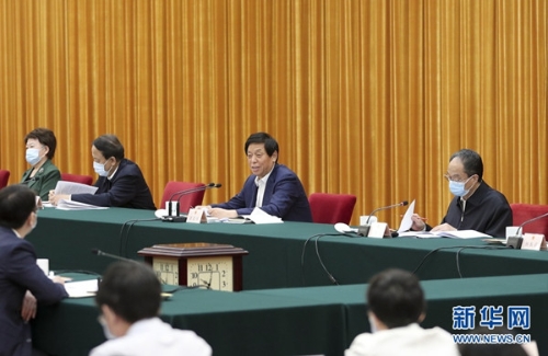 栗战书：推动乡村振兴促进法贯彻实施和宣传普及