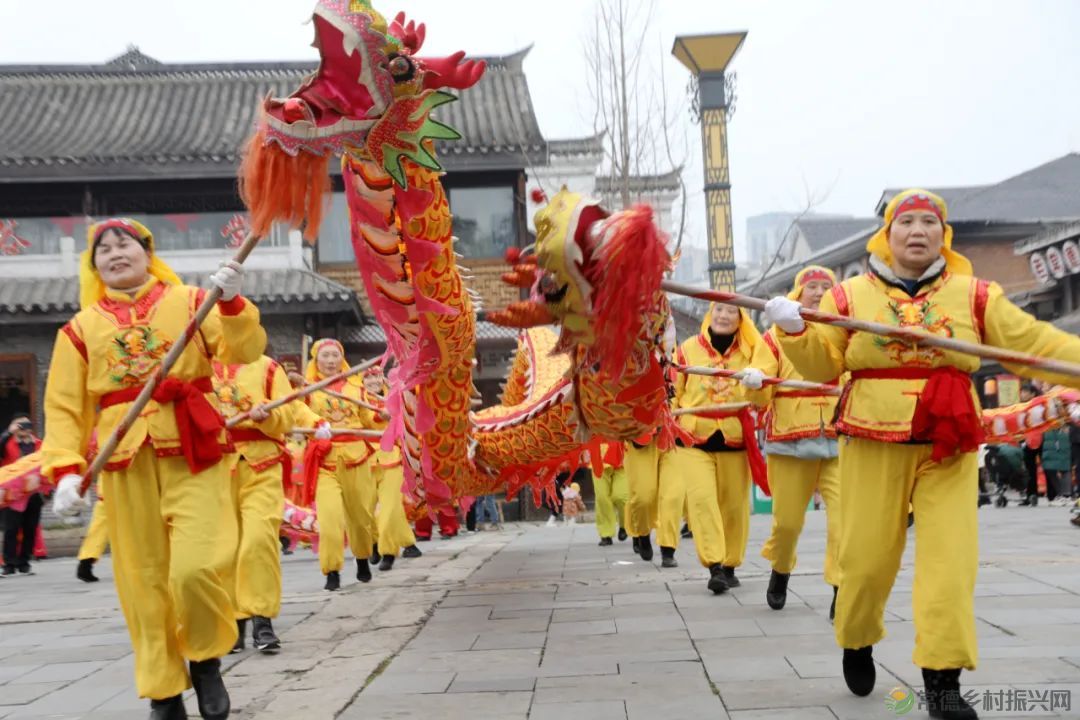 引发数十万人围观——常德河街的元宵节“吊炸天”(图15) 111.jpg