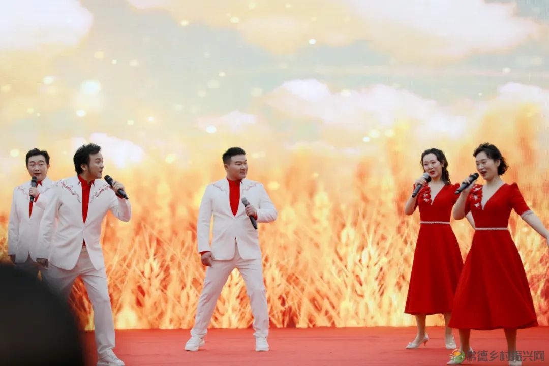 引发数十万人围观——常德河街的元宵节“吊炸天”(图40) 55555.jpg