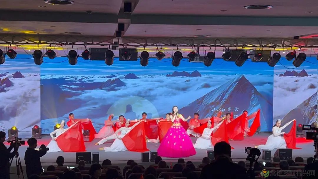 【寻美常德 · 乡村】喜报连连!鼎城放羊坪村吴艳先荣获湖南省“最美执委”(图3) 3.jpg