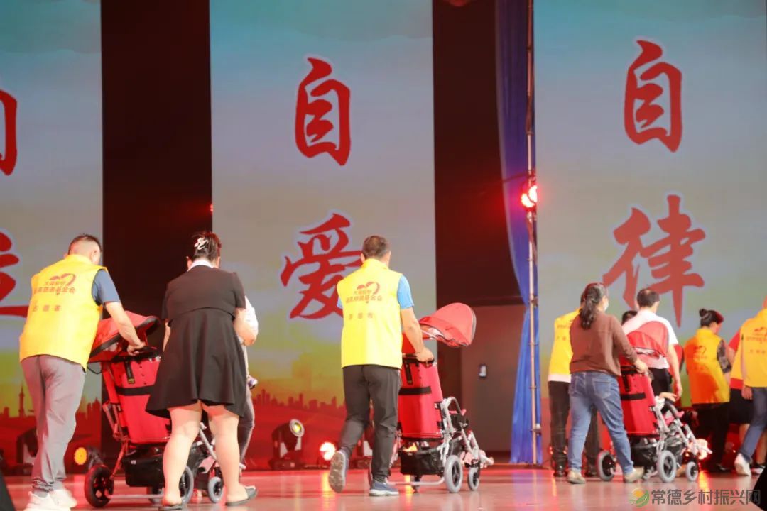 爱在武陵,助残同行!常德市举行第三十三次全国助残日系列活动(图58) {no.1} (1).jpg