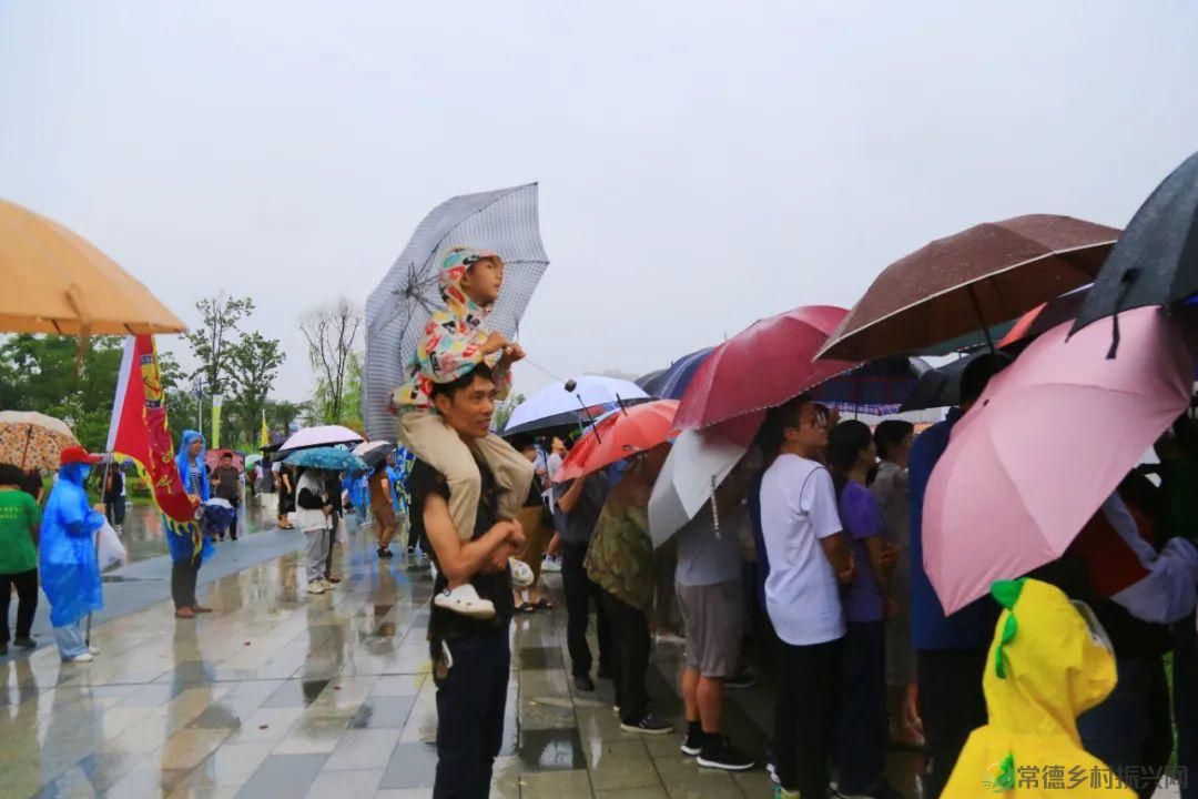 花落谁家?中国•常德鼎城首届阳明湖龙舟赛完美收官(图25) 花落谁家?中国•常德鼎城首届阳明湖龙舟赛完美收官(图25)