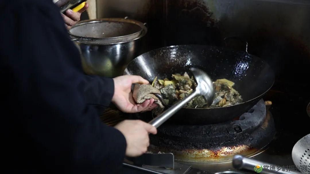 以一钵常德甲鱼 致敬天下父亲(图13) 以一钵常德甲鱼 致敬天下父亲(图13)