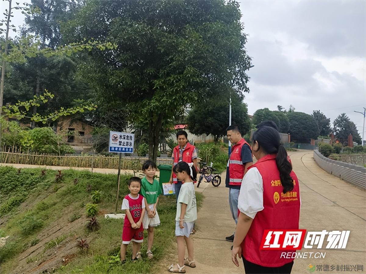 太浮山风景名胜区管理处开展“一月一课一片一实践”主题党日活动(图4) 太浮山风景名胜区管理处开展“一月一课一片一实践”主题党日活动(图4)