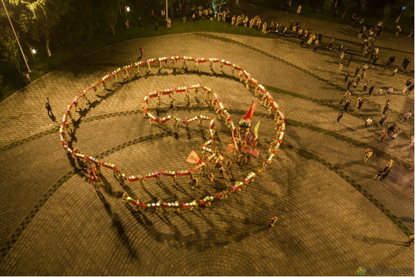 【双节特辑】常德桃花源景区人气爆棚!游客共度欢乐佳节!(图6) 【双节特辑】常德桃花源景区人气爆棚!游客共度欢乐佳节!(图6)