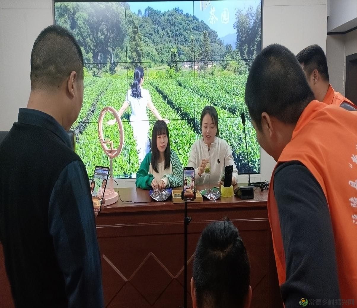 2023年沅陵县“新媒体助力农产品营销”创业实训圆满落幕(图5) 2023年沅陵县“新媒体助力农产品营销”创业实训圆满落幕(图5)