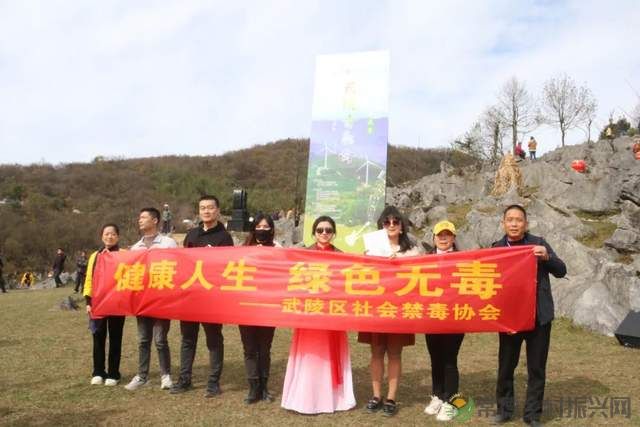 当高山恋上草场,当民谣唱响太平,请聆听大自然与音符的激情碰撞(图17) 当高山恋上草场,当民谣唱响太平,请聆听大自然与音符的激情碰撞(图17)