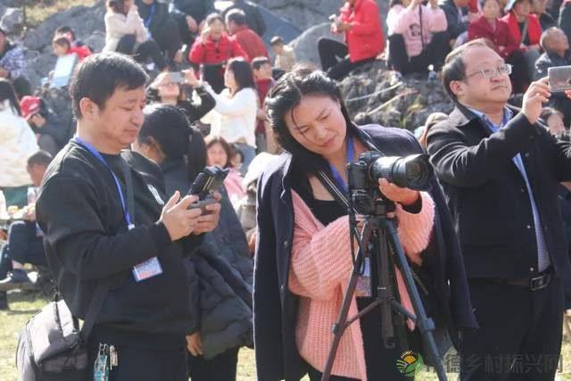 当高山恋上草场,当民谣唱响太平,请聆听大自然与音符的激情碰撞(图21) 当高山恋上草场,当民谣唱响太平,请聆听大自然与音符的激情碰撞(图21)