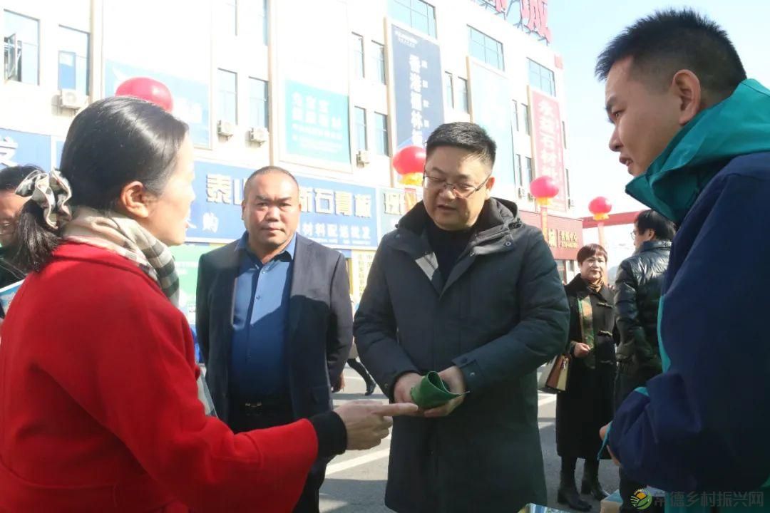 2023年常德市绿色建材下乡活动（第二阶段）对接会在亿都国际举行(图14)