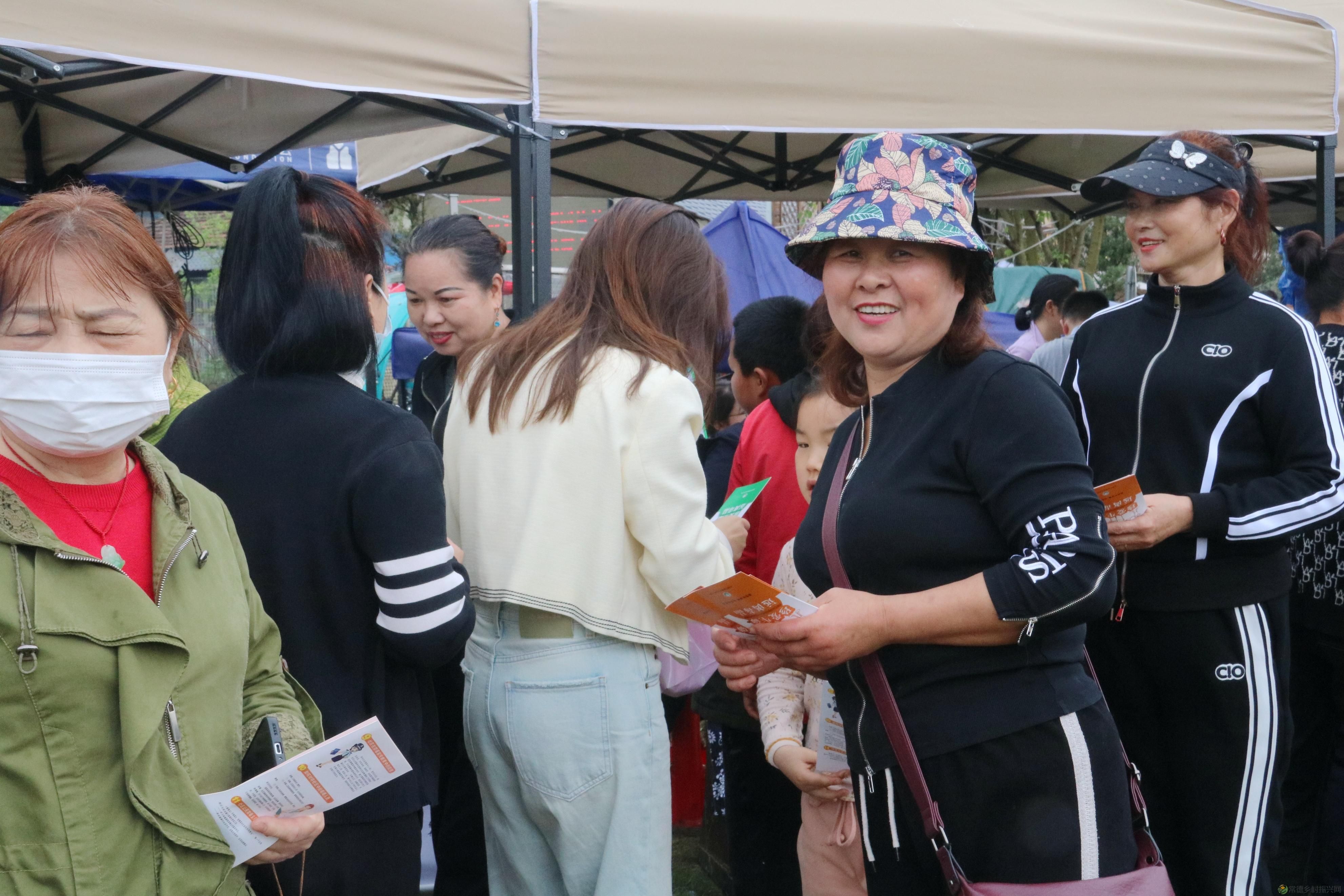 【武陵禁毒】禁毒宣传走进音乐节 唱响防毒拒毒最强音(图5) 【武陵禁毒】禁毒宣传走进音乐节 唱响防毒拒毒最强音(图5)