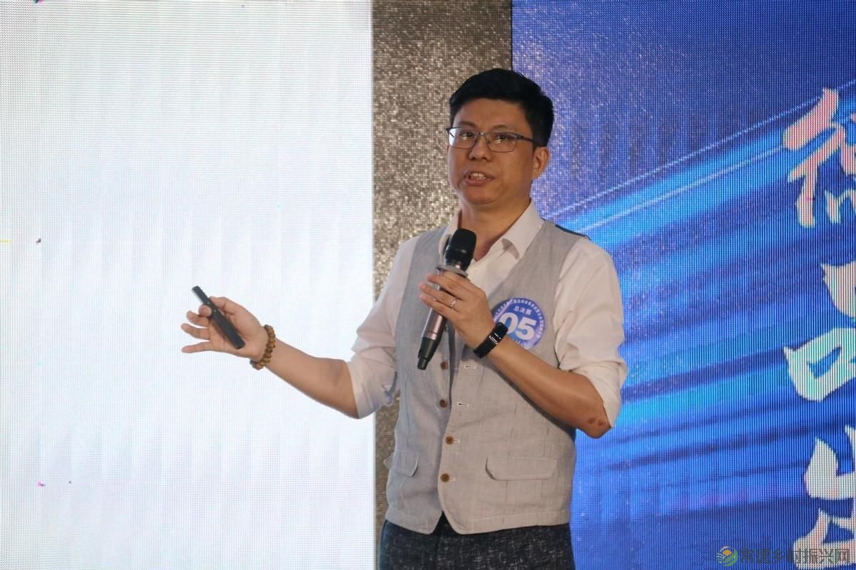 智赋万企 展望未来— 第二届企业品牌故事讲述暨企业培训师大赛举行(图11) 智赋万企 展望未来— 第二届企业品牌故事讲述暨企业培训师大赛举行(图11)