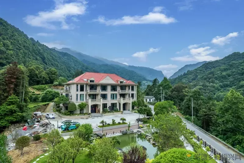 这个均价200+的秘境仙爆了!夏季不超过23℃,来一次就爱上(图2) 这个均价200+的秘境仙爆了!夏季不超过23℃,来一次就爱上(图2)