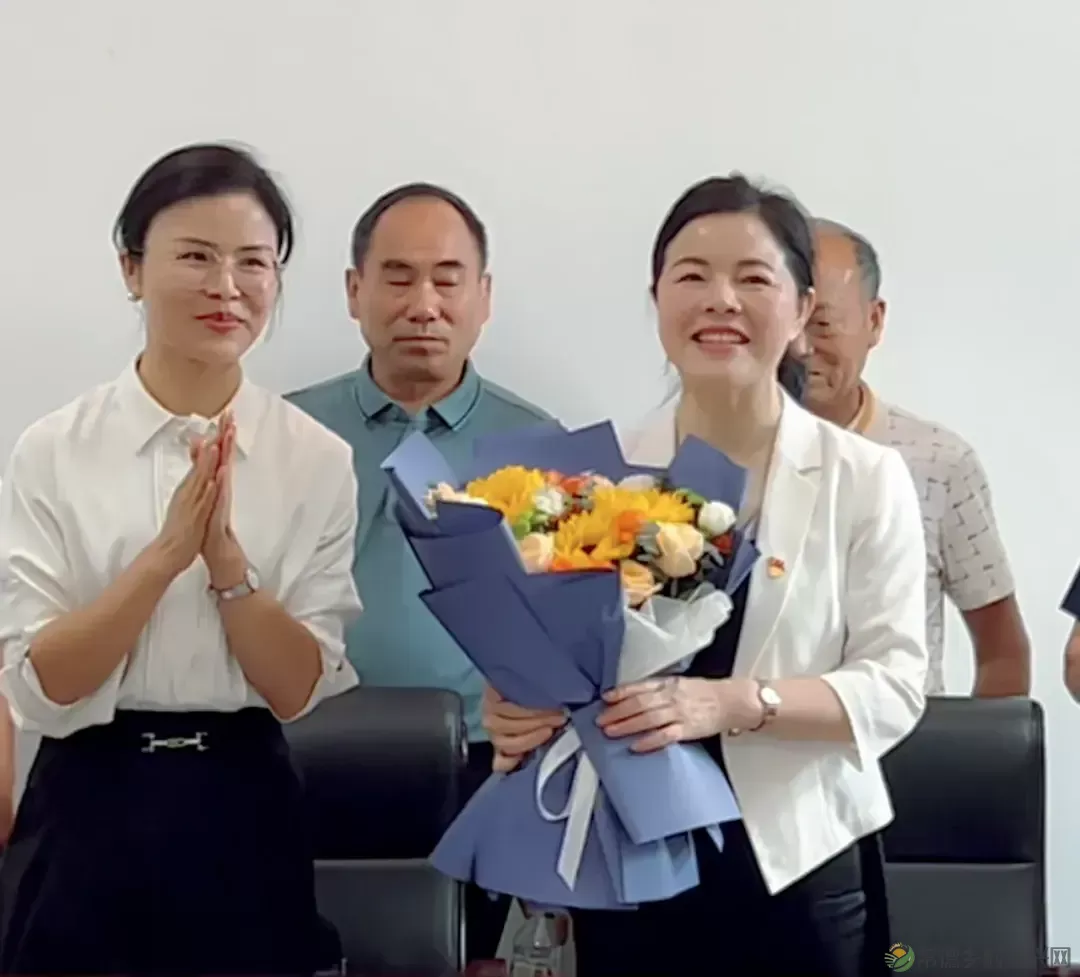 湖南嘉鲜食品携手太阳山社区,共启乡村振兴新征程(图4) 湖南嘉鲜食品携手太阳山社区,共启乡村振兴新征程(图4)