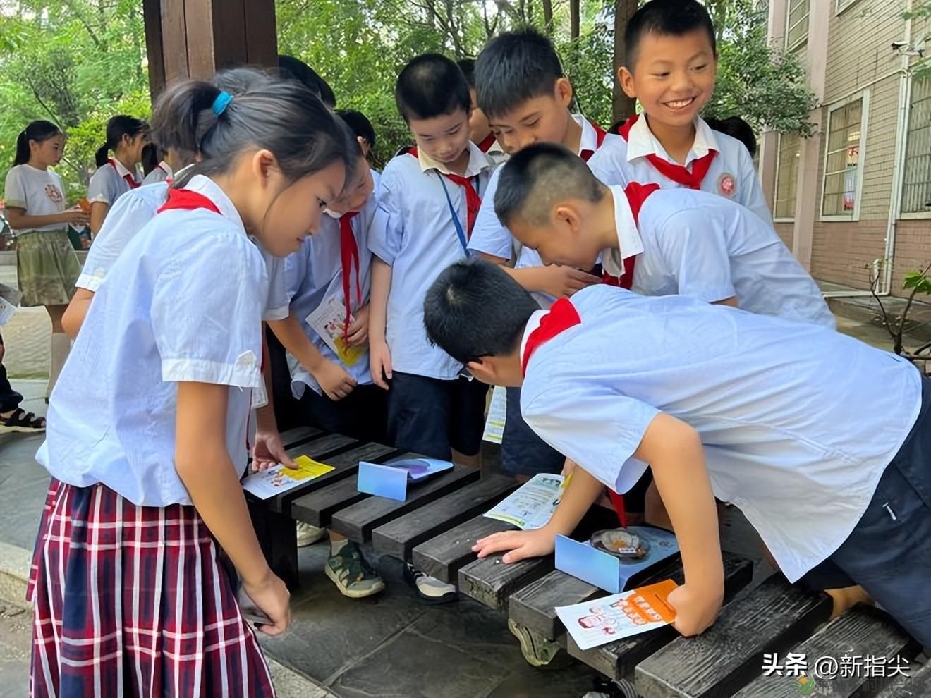 【武陵禁毒】常德市武陵区芙蓉路小学秋季开学礼播撒禁毒小种子(图6) 【武陵禁毒】常德市武陵区芙蓉路小学秋季开学礼播撒禁毒小种子(图6)