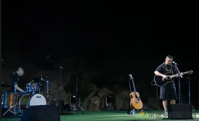 不一样的上马墩 | 民谣音乐 高山露营 这里风光最太平(图12) 不一样的上马墩 | 民谣音乐 高山露营 这里风光最太平(图12)