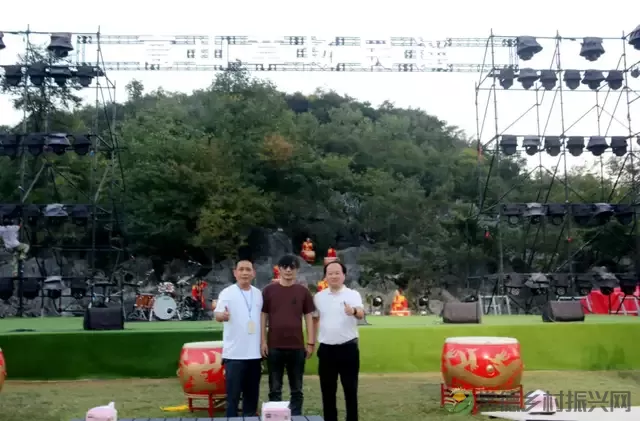 不一样的上马墩 | 民谣音乐 高山露营 这里风光最太平(图22) 不一样的上马墩 | 民谣音乐 高山露营 这里风光最太平(图22)