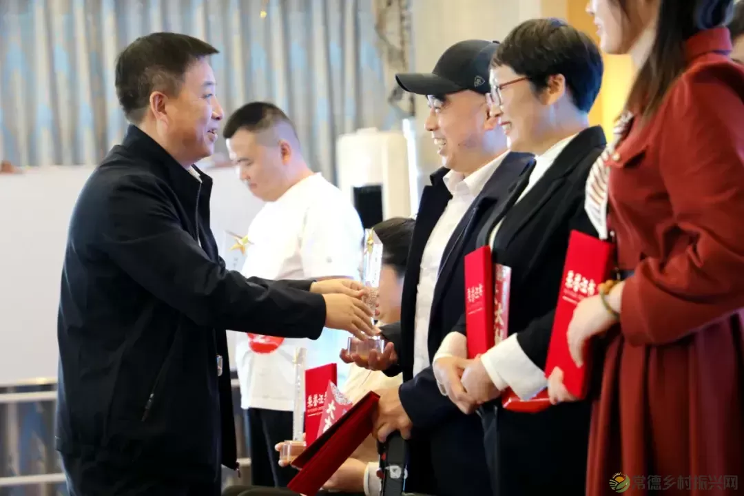 “自立自强 创‘逆’人生”常德市首届残疾人创新创业大赛成功举办(图9) “自立自强 创‘逆’人生”常德市首届残疾人创新创业大赛成功举办(图9)