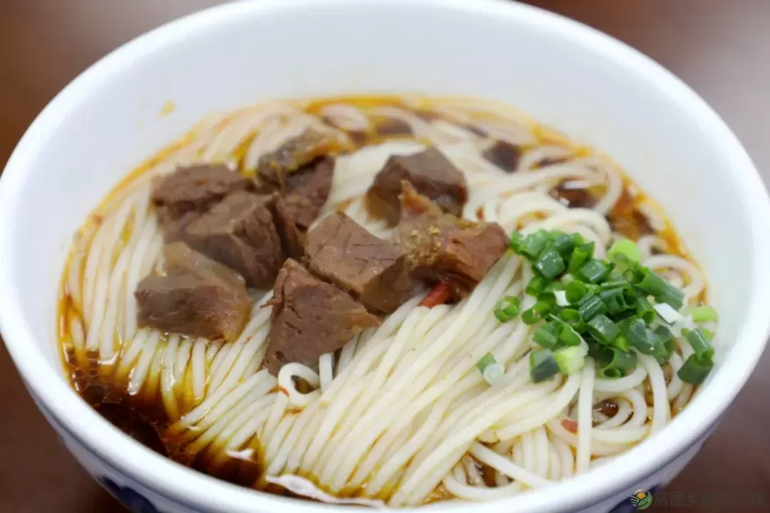 【鲜滋友米粉】一炮句话说常德米粉，你最爱吃的是哪一款？(图2)