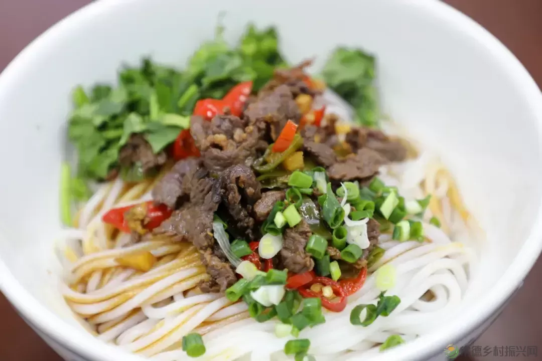 【鲜滋友米粉】一炮句话说常德米粉，你最爱吃的是哪一款？(图3)