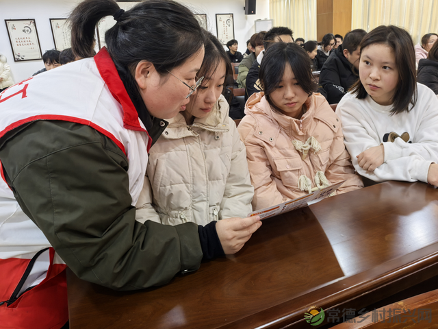 常德:禁毒防艾宣传 护航高校学子(图3) 常德:禁毒防艾宣传 护航高校学子(图3)