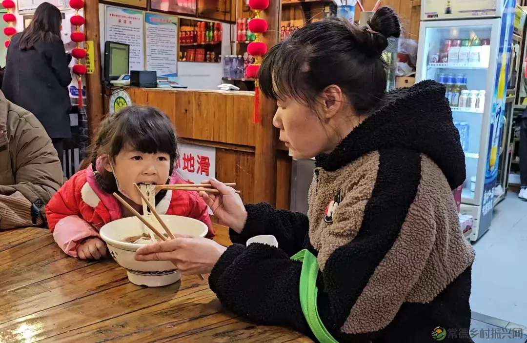 【常德米粉】“六大战略”“三大举措” 2025年常德米粉和休闲食品产业这样干(图3) 图片