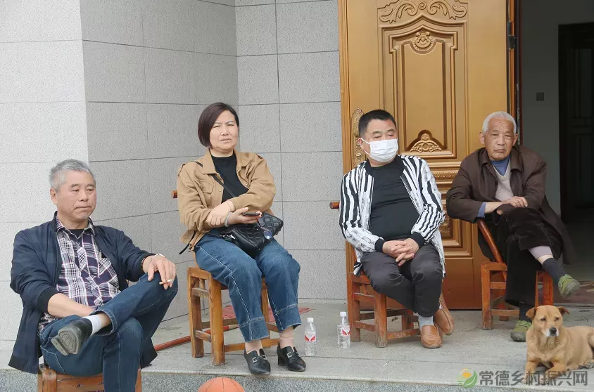 树高千尺不忘根 邻里和谐家兴旺——临澧修梅三房组清明活动纪实(图6) 图片