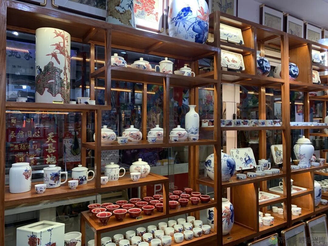 十五载笔墨耕耘,五百件瓷画生辉:“美德少年”五百封献给家乡的“情书”(图7) 书法9.jpg